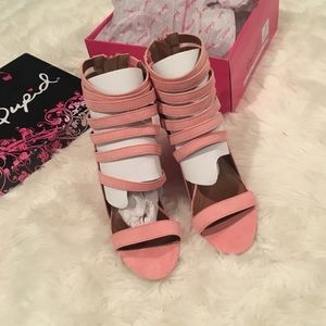 Suede wedge sandals